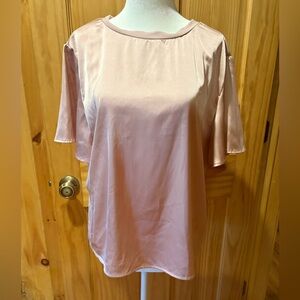 Strut & Bolt Women's Pink Satin Top size L